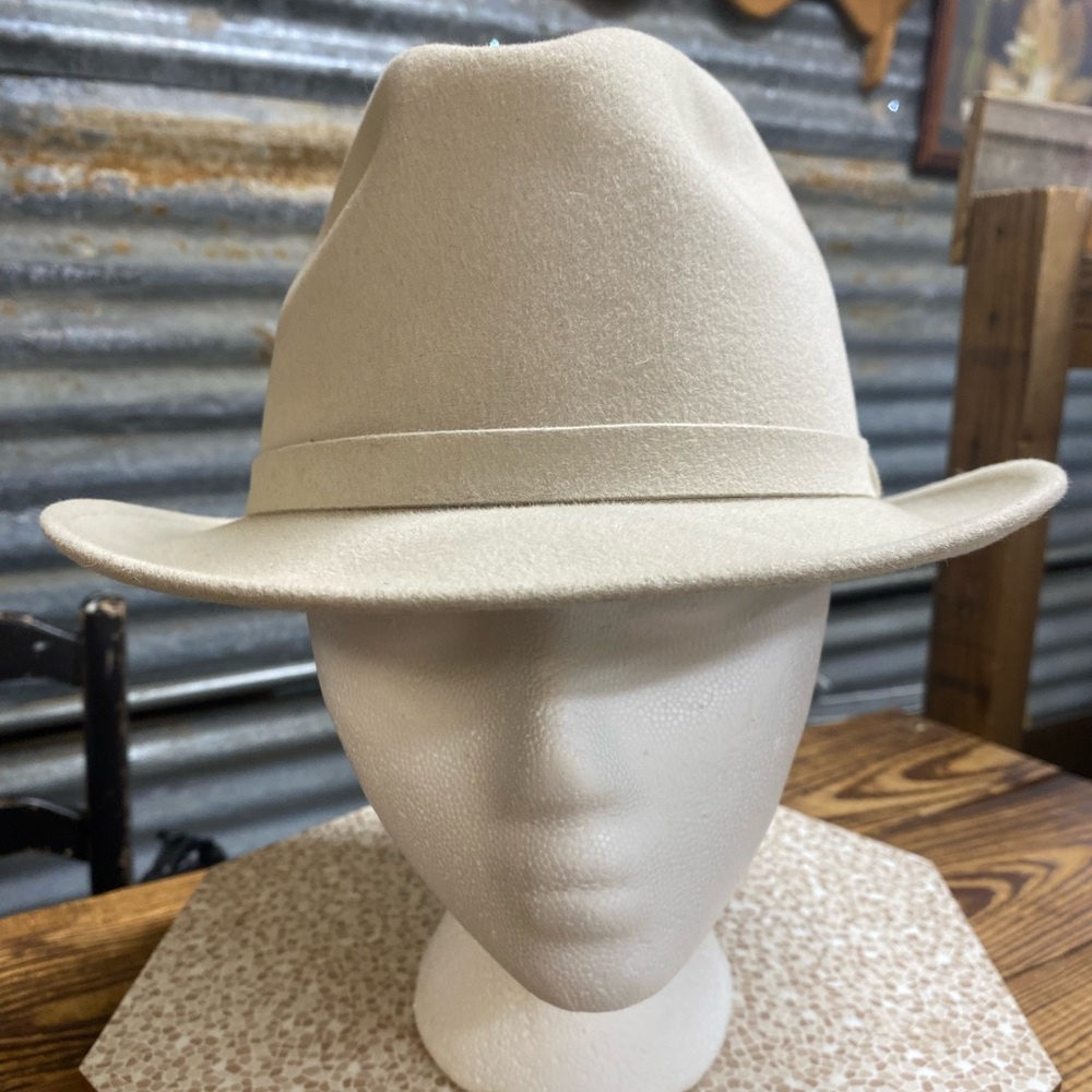 Vintage Deion By Dobbs Ivory Felt Fedora Hat w/ Hat Pin - Size 7 - Unisex